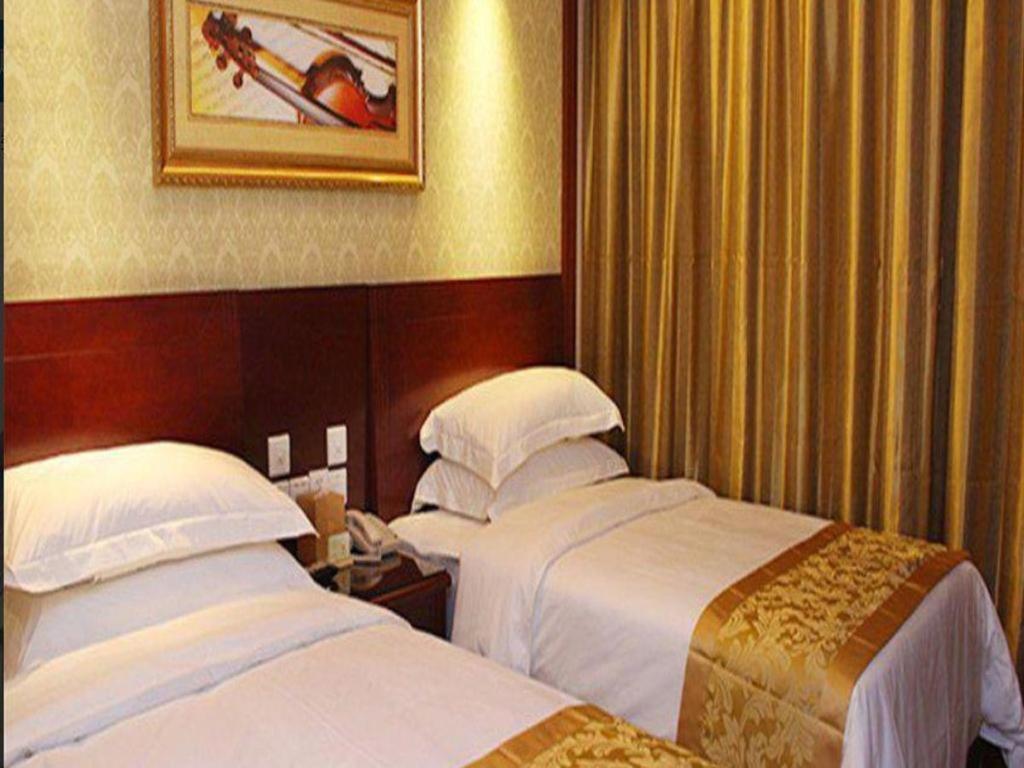 Yichang Vienna Hotel Wanda Branch Exterior photo
